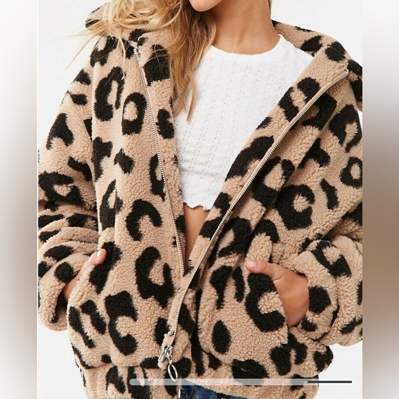 Leopard Print Sherpa Jacket - Picture 2 of 6